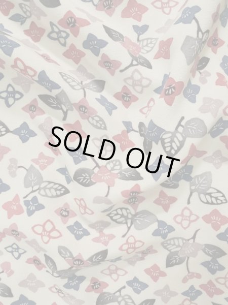 画像11: L0119T  小紋 女性用着物  シルク(正絹) 淡い  オフ ホワイト, 花 【中古】 【USED】 【リサイクル】 ★★★☆☆ (11)