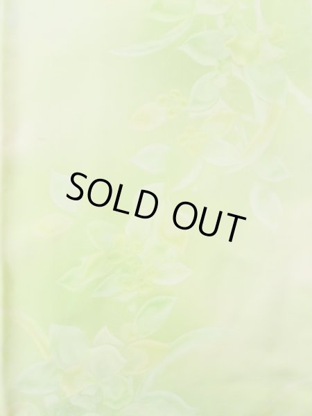 画像5: L0120D  小紋 女性用着物  シルク（正絹） シャイニーな クリーミーな 黄緑色, 花 【中古】 【USED】 【リサイクル】 ★★☆☆☆ (5)