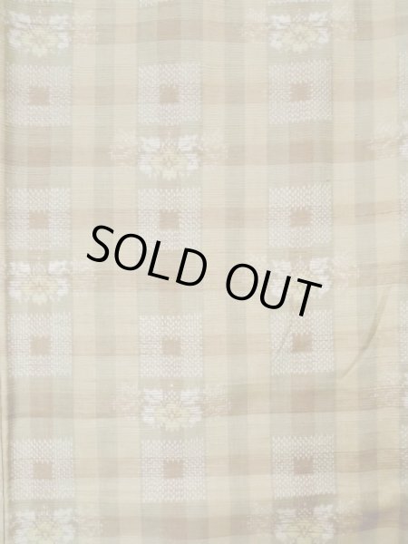 画像3: L0126T  織 女性用着物  シルク(正絹) 淡い  ベージュ, 花 【中古】 【USED】 【リサイクル】 ★☆☆☆☆ (3)