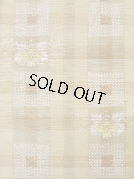 画像6: L0126T  織 女性用着物  シルク(正絹) 淡い  ベージュ, 花 【中古】 【USED】 【リサイクル】 ★☆☆☆☆ (6)