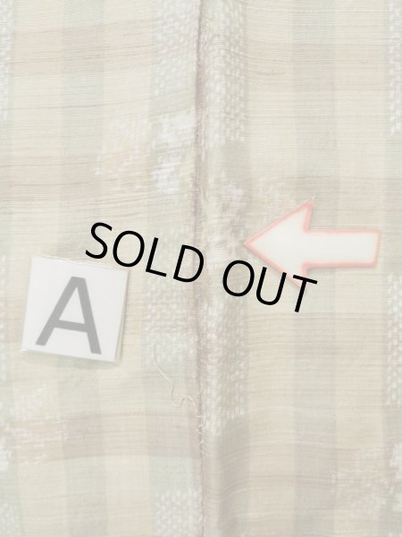 画像13: L0126T  織 女性用着物  シルク(正絹) 淡い  ベージュ, 花 【中古】 【USED】 【リサイクル】 ★☆☆☆☆ (13)