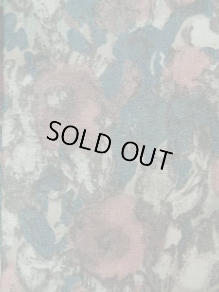 画像6: L0202A  羽織 女性用着物  化繊 スモーキーな 淡い ティール（青緑）, 花 薄い【中古】 【USED】 【リサイクル】 ★★★☆☆ (6)