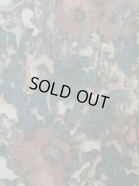 画像8: L0202A  羽織 女性用着物  化繊 スモーキーな 淡い ティール（青緑）, 花 薄い【中古】 【USED】 【リサイクル】 ★★★☆☆ (8)