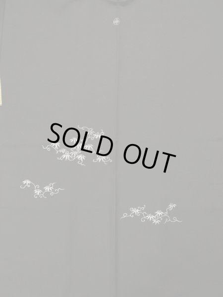 画像3: L0202K  羽織 女性用着物  シルク(正絹)   黒, 花 【中古】 【USED】 【リサイクル】 ★★★☆☆ (3)