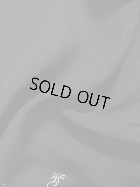 画像10: L0202K  羽織 女性用着物  シルク(正絹)   黒, 花 【中古】 【USED】 【リサイクル】 ★★★☆☆ (10)