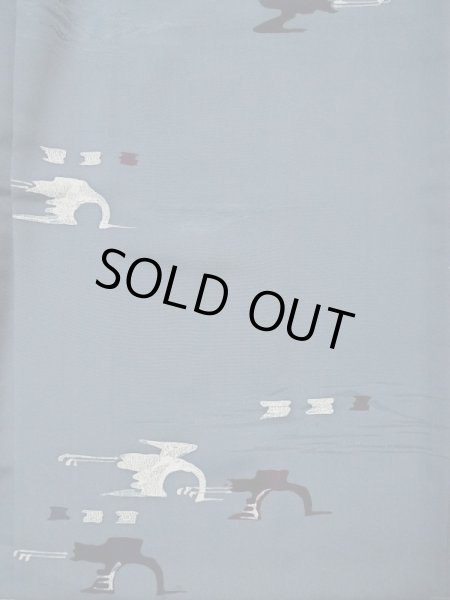 画像4: L0202Q  羽織 女性用着物  シルク（正絹） スモーキーな 淡い 青, 鳥 【中古】 【USED】 【リサイクル】 ★★★☆☆ (4)