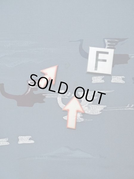 画像19: L0202Q  羽織 女性用着物  シルク（正絹） スモーキーな 淡い 青, 鳥 【中古】 【USED】 【リサイクル】 ★★★☆☆ (19)