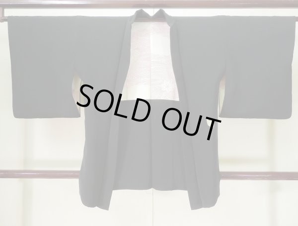 画像1: L0202U  羽織 女性用着物  シルク（正絹）   黒, 花 【中古】 【USED】 【リサイクル】 ★★★★☆ (1)