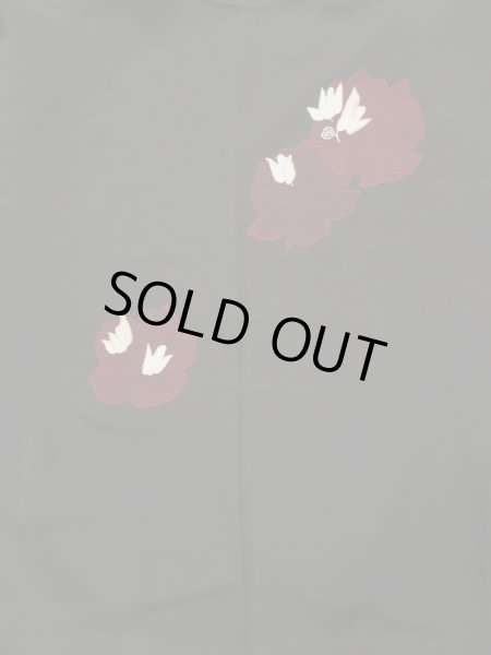 画像3: L0202U  羽織 女性用着物  シルク（正絹）   黒, 花 【中古】 【USED】 【リサイクル】 ★★★★☆ (3)