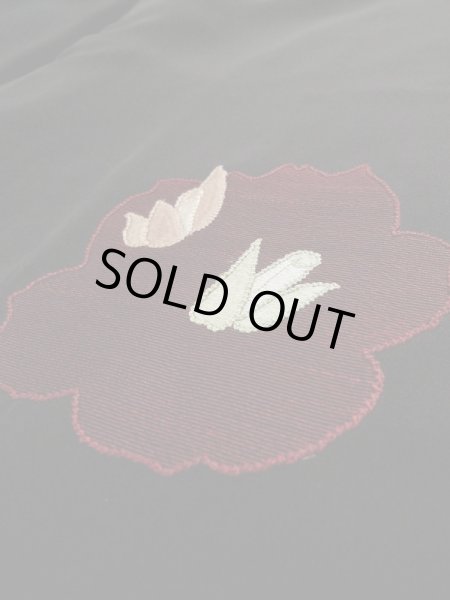 画像9: L0202U  羽織 女性用着物  シルク（正絹）   黒, 花 【中古】 【USED】 【リサイクル】 ★★★★☆ (9)