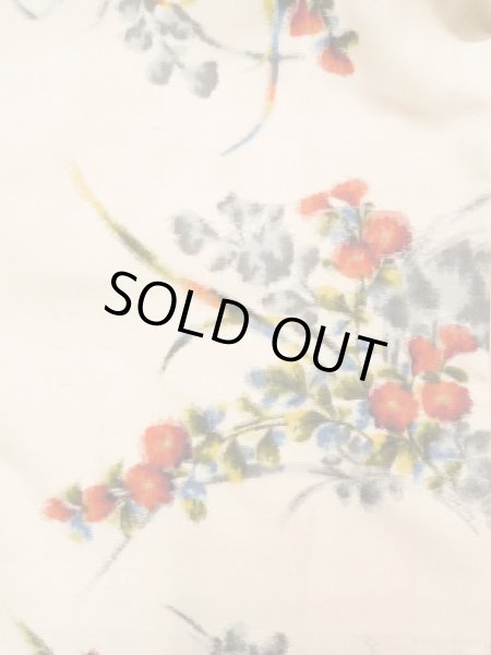 画像3: L0202V  羽織 女性用着物  シルク(正絹) 薄い  クリーム, 花 【中古】 【USED】 【リサイクル】 ★★★★★ (3)