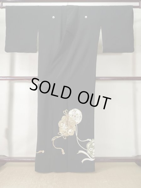 画像2: L0204D  留袖 女性用着物 鏡文 シルク(正絹)   黒,  【中古】 【USED】 【リサイクル】 ★★★☆☆ (2)