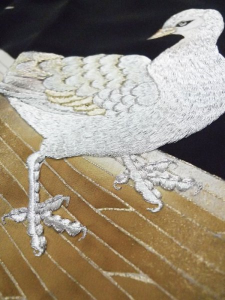 画像14: L0204I  留袖 女性用着物 霞文、雉柄 シルク(正絹)   黒, 梅 【中古】 【USED】 【リサイクル】 ★★★☆☆ (14)