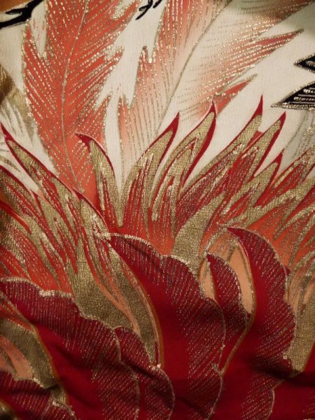 画像13: L0204L  振袖 女性用着物  シルク(正絹)   クリーム, 花 【中古】 【USED】 【リサイクル】 ★☆☆☆☆ (13)