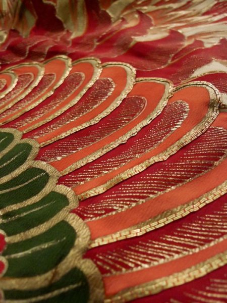 画像24: L0204L  振袖 女性用着物  シルク(正絹)   クリーム, 花 【中古】 【USED】 【リサイクル】 ★☆☆☆☆ (24)