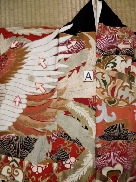 画像32: L0204L  振袖 女性用着物  シルク(正絹)   クリーム, 花 【中古】 【USED】 【リサイクル】 ★☆☆☆☆ (32)