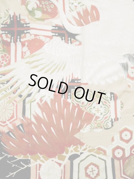 画像8: L0204N  振袖 女性用着物  シルク(正絹)   クリーム, 花 【中古】 【USED】 【リサイクル】 ★☆☆☆☆ (8)