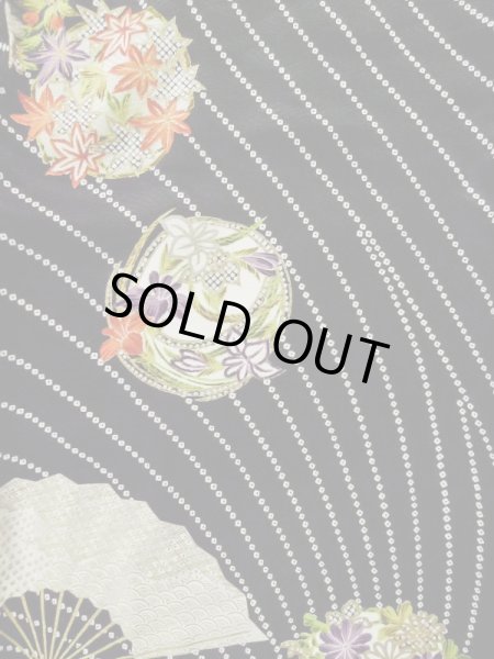 画像6: L0204R  振袖 女性用着物  シルク(正絹)   黒, 花 【中古】 【USED】 【リサイクル】 ★★★☆☆ (6)