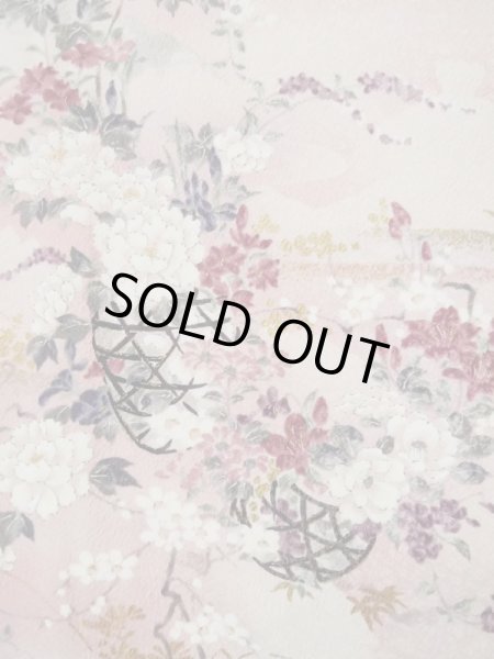 画像10: L0204S Mint  振袖 女性用着物  シルク(正絹) 淡い 薄い ピンク, 花 【中古】 【USED】 【リサイクル】 ★★★★★ (10)