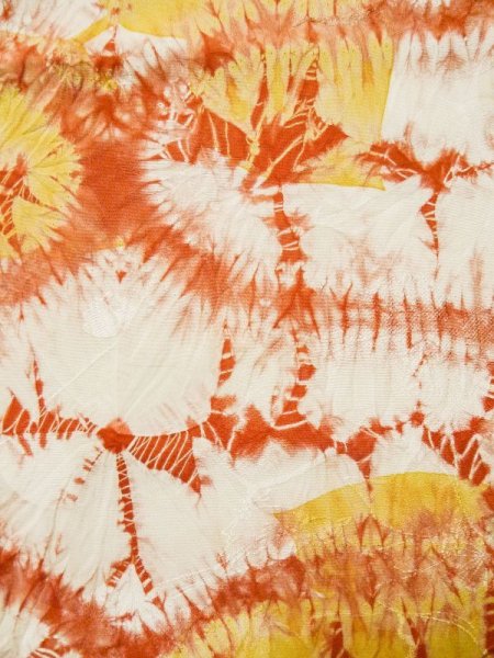 画像9: L0204T  振袖 女性用着物  シルク(正絹)   オフ ホワイト, 花 【中古】 【USED】 【リサイクル】 ★★★★☆ (9)