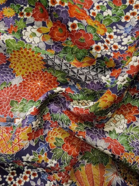 画像13: L0204Y  振袖 女性用着物  シルク(正絹) 深い  紫, 花 【中古】 【USED】 【リサイクル】 ★★★☆☆ (13)