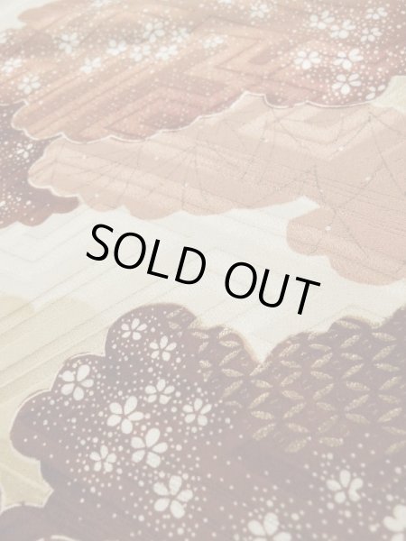 画像12: L0205B  振袖 女性用着物  シルク(正絹)   クリーム, 雲 【中古】 【USED】 【リサイクル】 ★★★☆☆ (12)