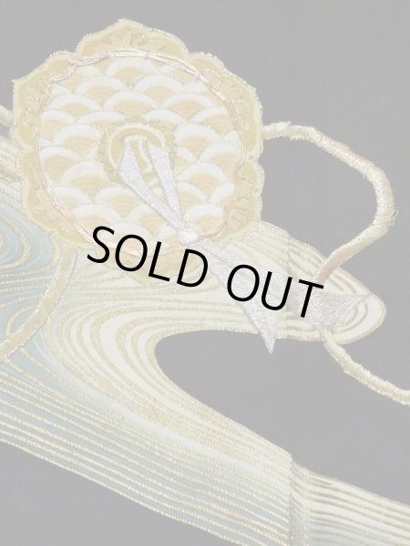 画像8: L0224A  留袖 女性用着物 鏡文 シルク（正絹）   黒, 菊 【中古】 【USED】 【リサイクル】 ★★☆☆☆ (8)