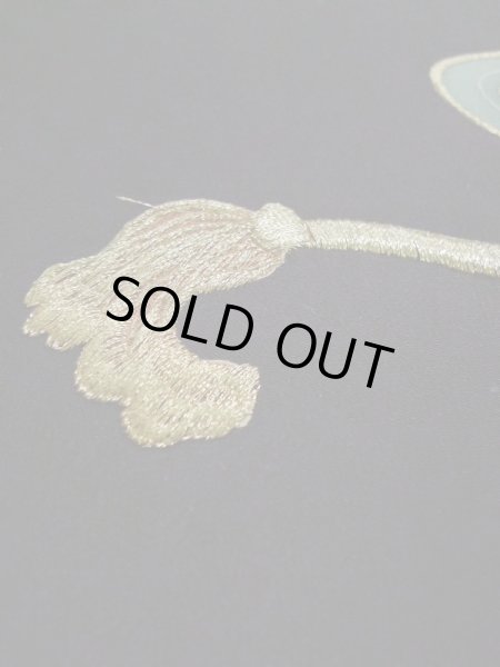 画像14: L0224A  留袖 女性用着物 鏡文 シルク（正絹）   黒, 菊 【中古】 【USED】 【リサイクル】 ★★☆☆☆ (14)