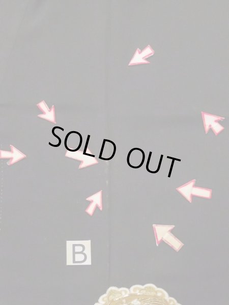 画像19: L0224A  留袖 女性用着物 鏡文 シルク（正絹）   黒, 菊 【中古】 【USED】 【リサイクル】 ★★☆☆☆ (19)