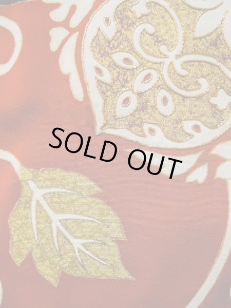 画像9: L0224F  留袖 女性用着物  シルク（正絹）   黒, 唐花 【中古】 【USED】 【リサイクル】 ★★★☆☆ (9)