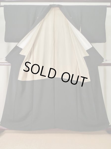 画像2: L0224X  喪服 女性用着物  シルク（正絹）   黒,  【中古】 【USED】 【リサイクル】 ★★★☆☆ (2)