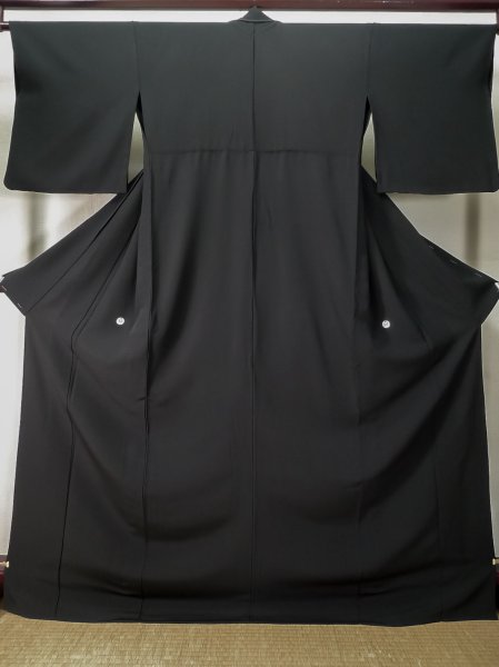 画像1: L0225D  喪服 女性用着物  シルク（正絹）   黒,  【中古】 【USED】 【リサイクル】 ★☆☆☆☆ (1)