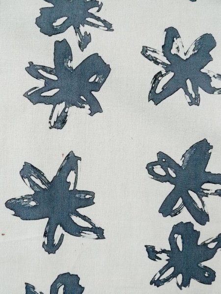 画像9: L0309C  浴衣(日本製) 女性用着物  綿麻   オフ ホワイト, 花 【中古】 【USED】 【リサイクル】 ★★☆☆☆ (9)