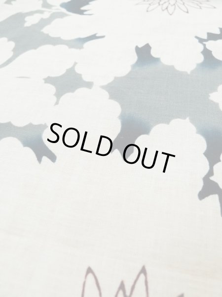 画像11: L0309M  浴衣（日本製） 女性用着物  麻   オフ　ホワイト, 花 【中古】 【USED】 【リサイクル】 ★★☆☆☆ (11)