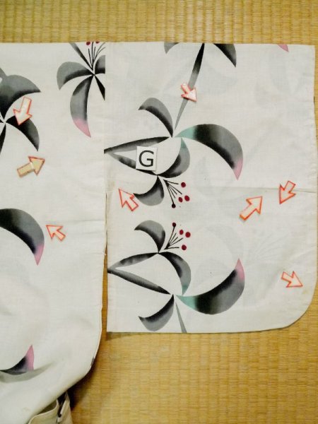 画像20: L0309P  浴衣(日本製) 女性用着物  麻   オフ ホワイト, 抽象的模様 【中古】 【USED】 【リサイクル】 ★★☆☆☆ (20)