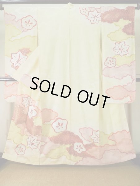 画像2: L0309R  振袖 女性用着物  シルク（正絹） スモーキーな  グリーン（緑）, 梅 【中古】 【USED】 【リサイクル】 ★★★☆☆ (2)