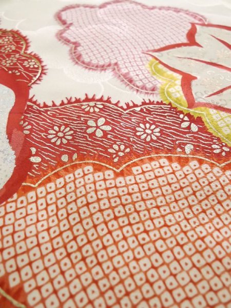 画像13: L0309R  振袖 女性用着物  シルク(正絹) スモーキーな  グリーン(緑), 梅 【中古】 【USED】 【リサイクル】 ★★★☆☆ (13)