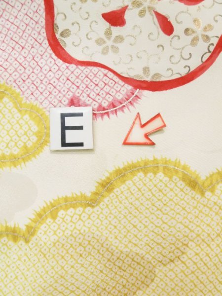 画像21: L0309R  振袖 女性用着物  シルク(正絹) スモーキーな  グリーン(緑), 梅 【中古】 【USED】 【リサイクル】 ★★★☆☆ (21)