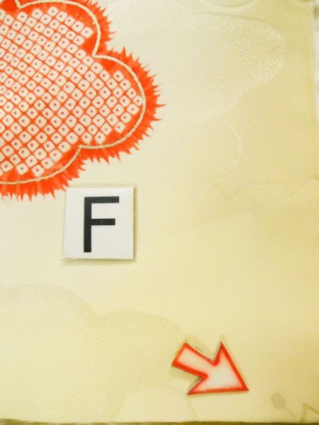 画像22: L0309R  振袖 女性用着物  シルク(正絹) スモーキーな  グリーン(緑), 梅 【中古】 【USED】 【リサイクル】 ★★★☆☆ (22)