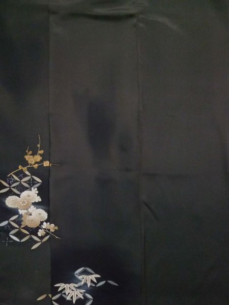 画像5: L0316B  留袖 女性用着物  シルク(正絹)   黒, 桜 【中古】 【USED】 【リサイクル】 ★☆☆☆☆ (5)