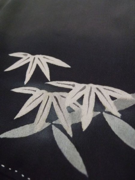 画像14: L0316B  留袖 女性用着物  シルク(正絹)   黒, 桜 【中古】 【USED】 【リサイクル】 ★☆☆☆☆ (14)