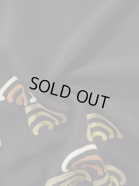 画像15: L0316C  留袖 女性用着物 伊勢海老(レアデザイン)、寿 シルク(正絹)   黒,  【中古】 【USED】 【リサイクル】 ★★★☆☆ (15)