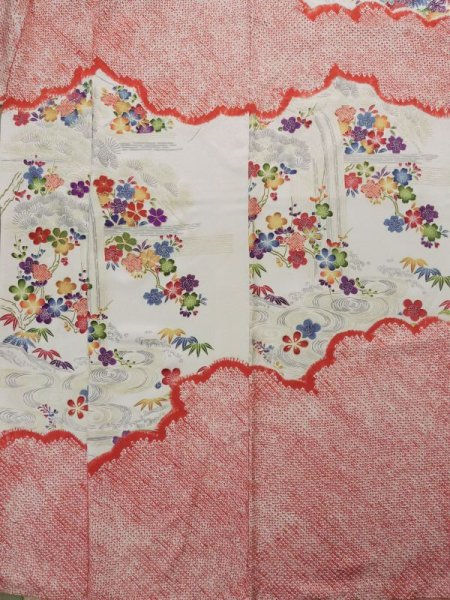 画像7: L0316E  振袖 女性用着物  シルク(正絹) シャイニーな  オフ ホワイト, 花 【中古】 【USED】 【リサイクル】 ★★★☆☆ (7)