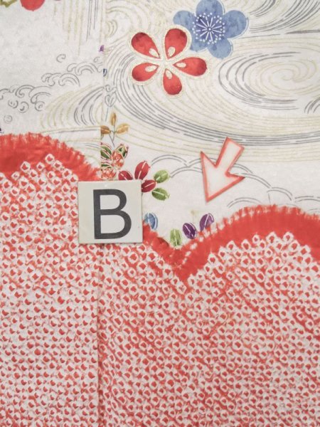 画像21: L0316E  振袖 女性用着物  シルク(正絹) シャイニーな  オフ ホワイト, 花 【中古】 【USED】 【リサイクル】 ★★★☆☆ (21)