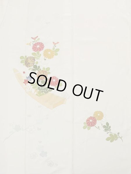 画像4: L0316G  訪問着 女性用着物  シルク（正絹）   オフ　ホワイト, 菊 【中古】 【USED】 【リサイクル】 ★★☆☆☆ (4)