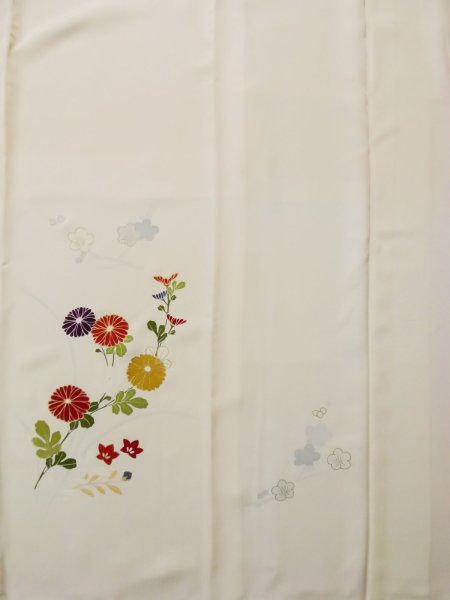 画像5: L0316G  訪問着 女性用着物  シルク(正絹)   オフ ホワイト, 菊 【中古】 【USED】 【リサイクル】 ★★☆☆☆ (5)