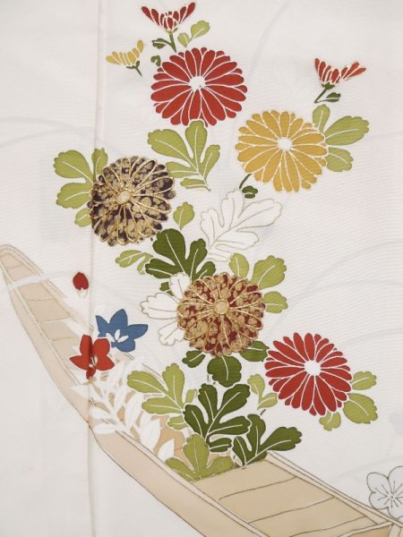 画像6: L0316G  訪問着 女性用着物  シルク(正絹)   オフ ホワイト, 菊 【中古】 【USED】 【リサイクル】 ★★☆☆☆ (6)