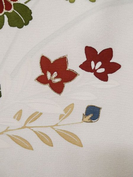 画像9: L0316G  訪問着 女性用着物  シルク(正絹)   オフ ホワイト, 菊 【中古】 【USED】 【リサイクル】 ★★☆☆☆ (9)