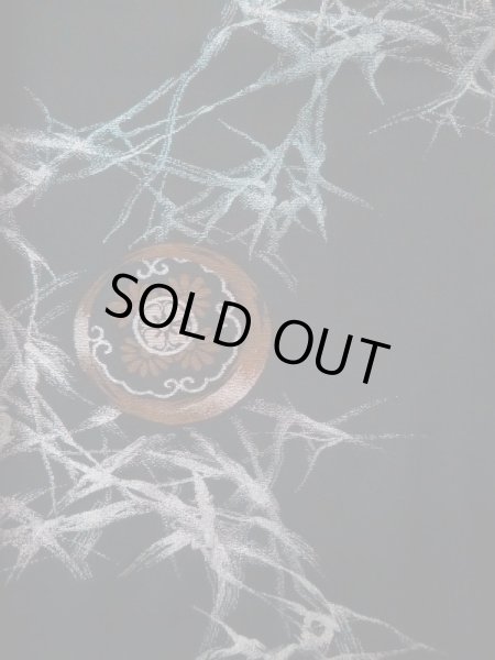 画像6: L0318E  羽織 女性用着物  シルク（正絹）   黒, 菊 【中古】 【USED】 【リサイクル】 ★★★☆☆ (6)