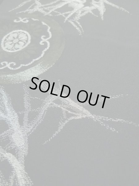 画像12: L0318E  羽織 女性用着物  シルク（正絹）   黒, 菊 【中古】 【USED】 【リサイクル】 ★★★☆☆ (12)